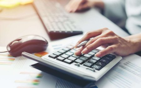 Can a Personal Tax Accountant Help with National Insurance Contributions (NIC) in the UK?