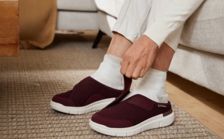 Best Shoes for Diabetics with Swollen Feet in the UK (2025 Guide)
